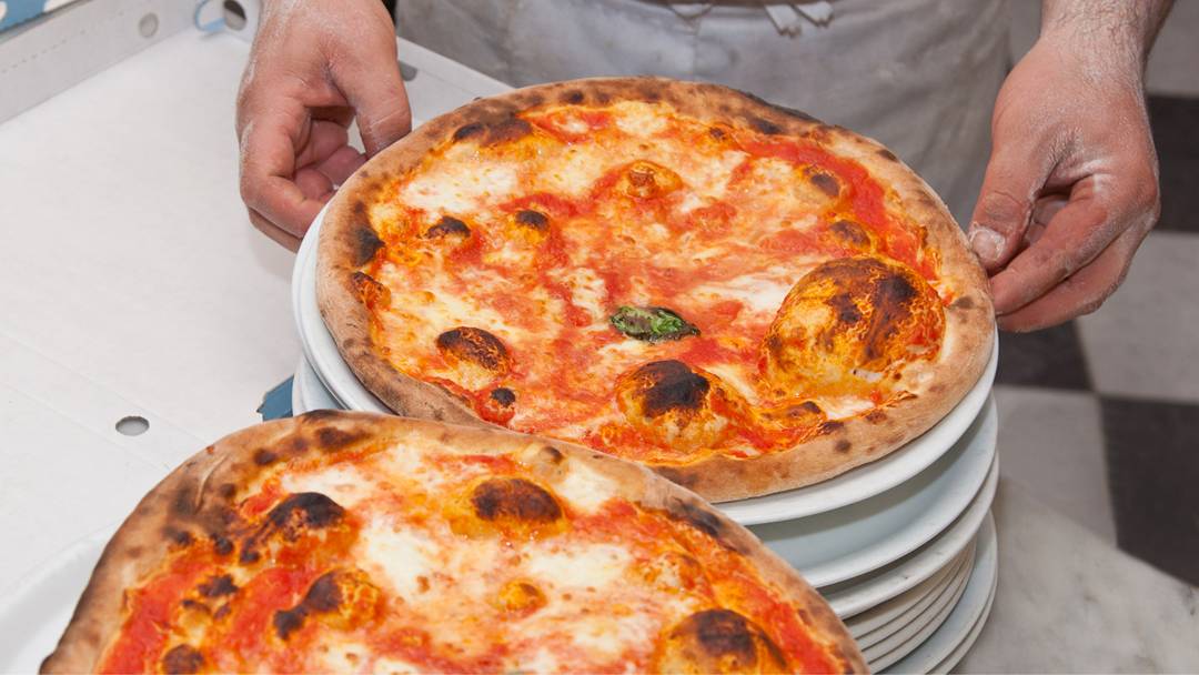 Pompeii Ruins and Naples Pizza Experience