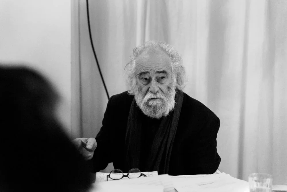 Öküzün A’sı, Barry Sanders kitap değerlendirmesi