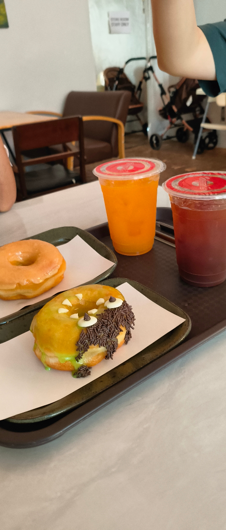 Sugamelt Pastries & Coffee