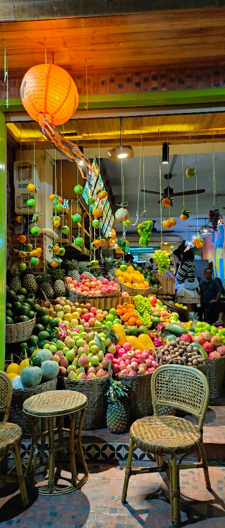 Noy's Fruit Heaven - Juices and Shakes