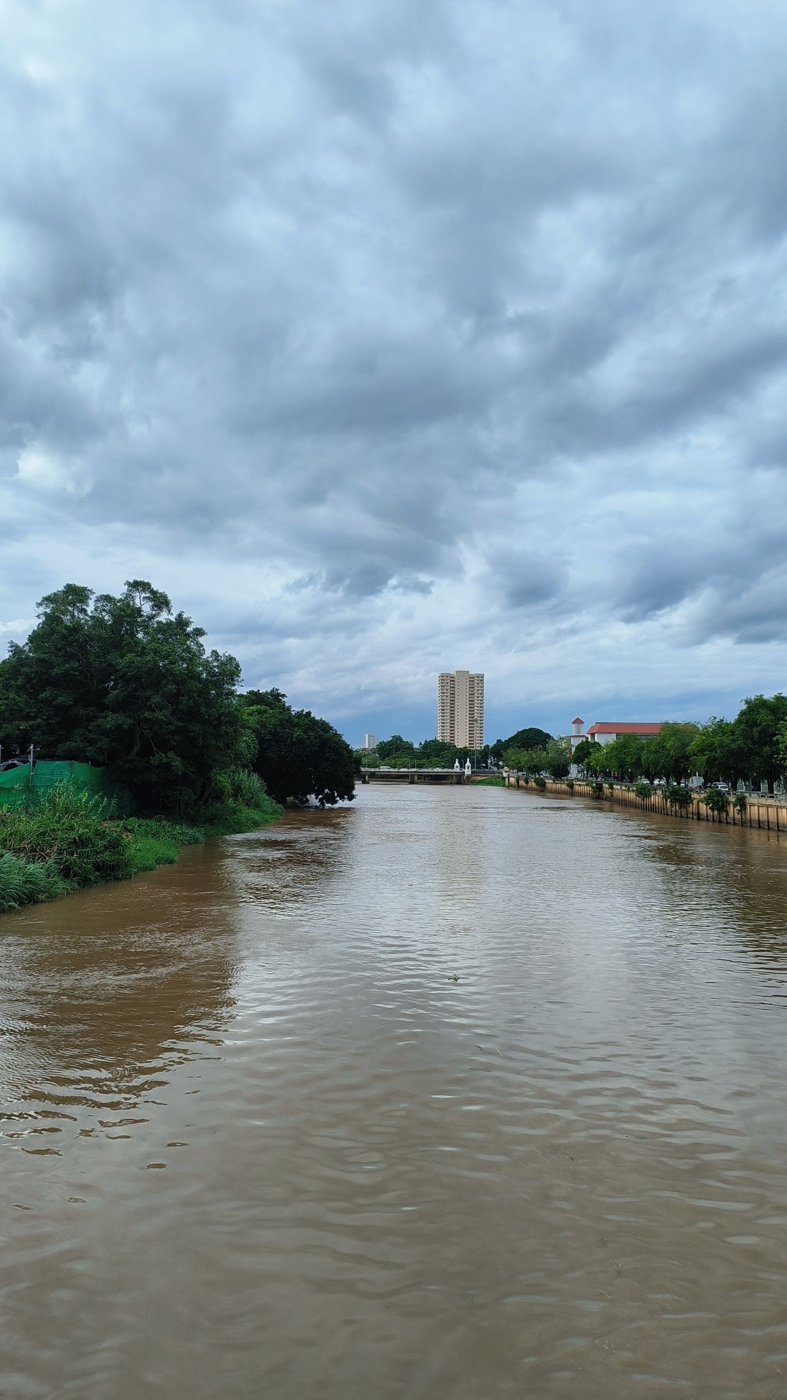 Khua Lek (Iron Bridge)