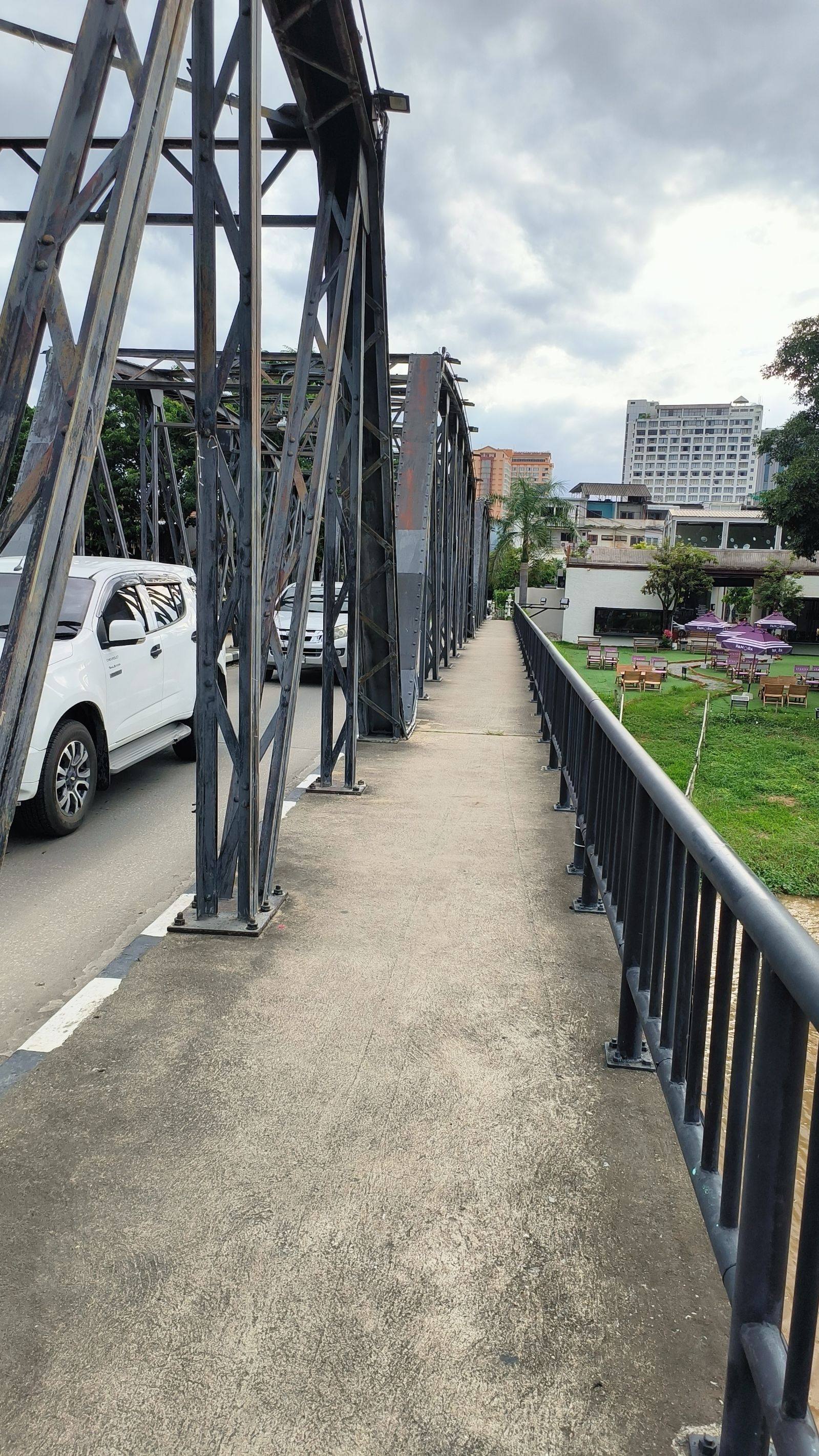 Khua Lek (Iron Bridge)