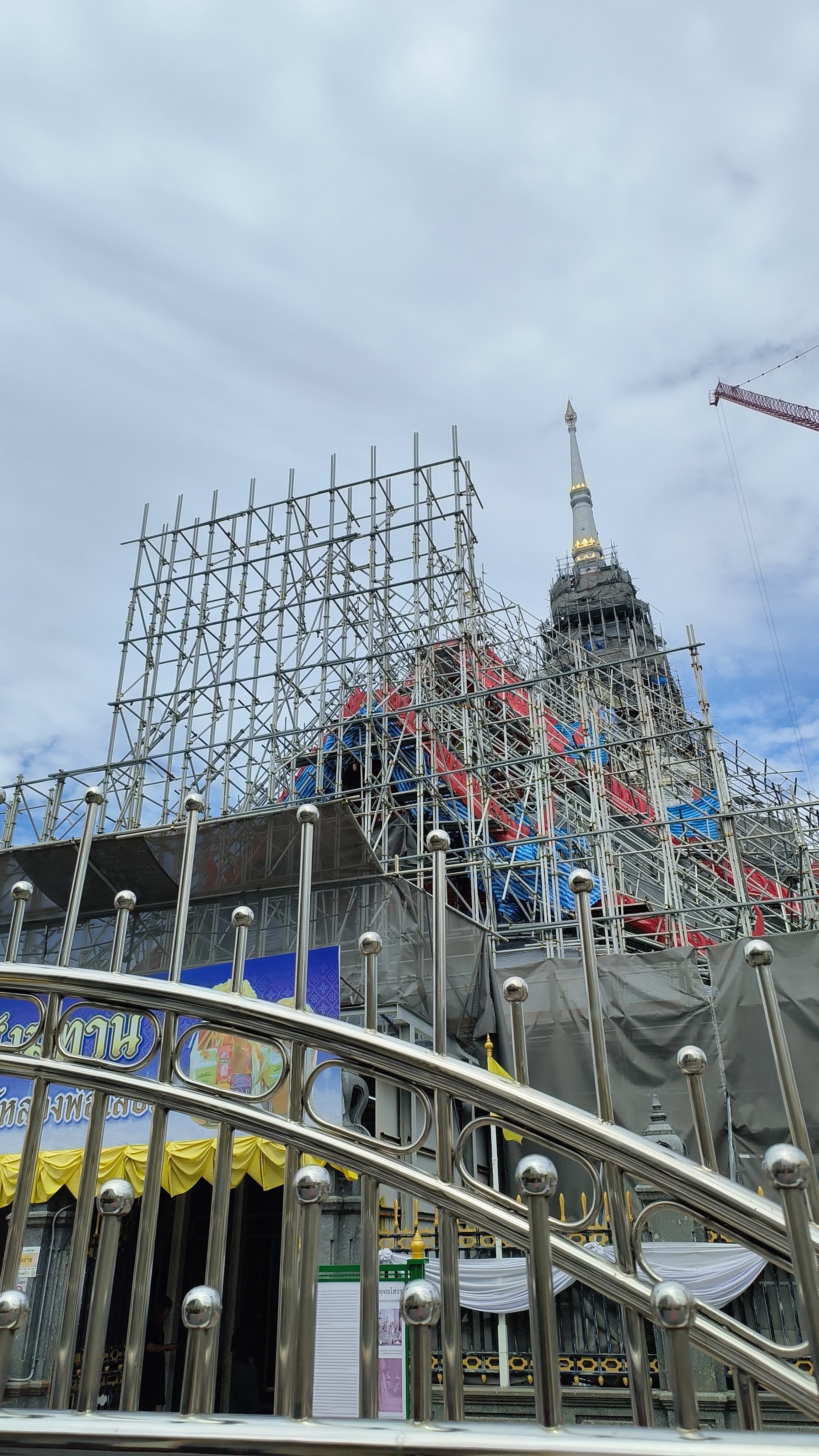 วัดพุทธโสธรวรวิหารแปดริ้ว