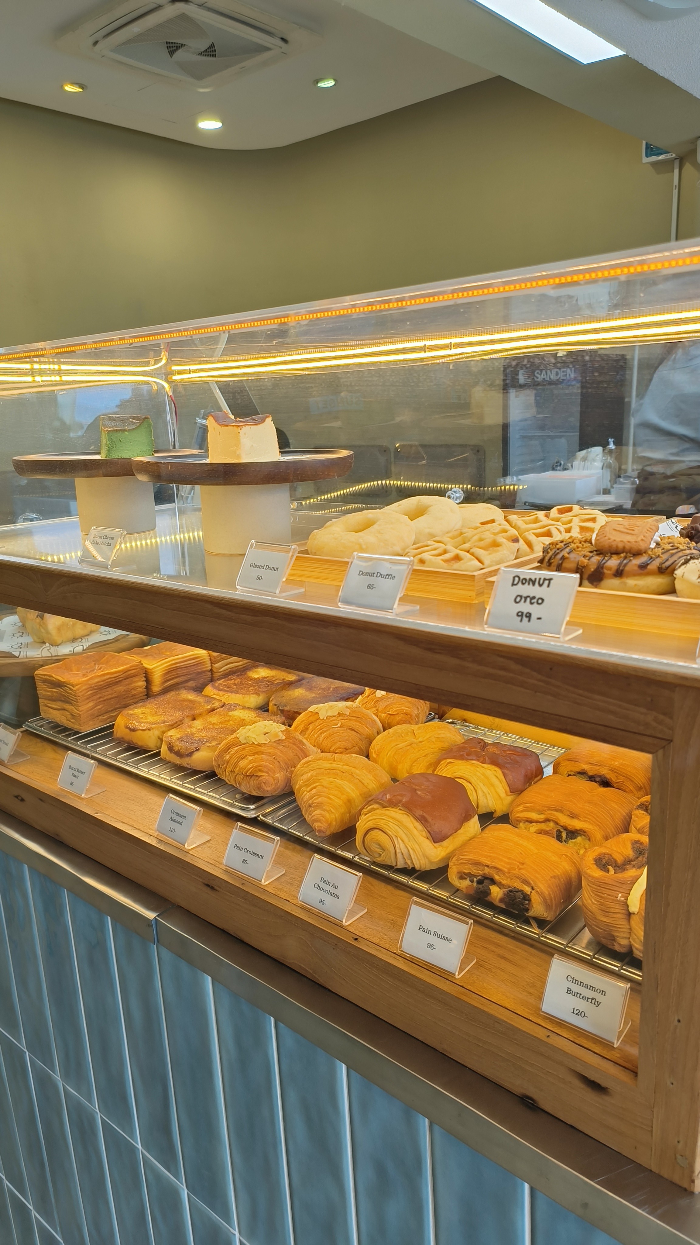 Sunset Coffee Roaster-Pattaya Beach