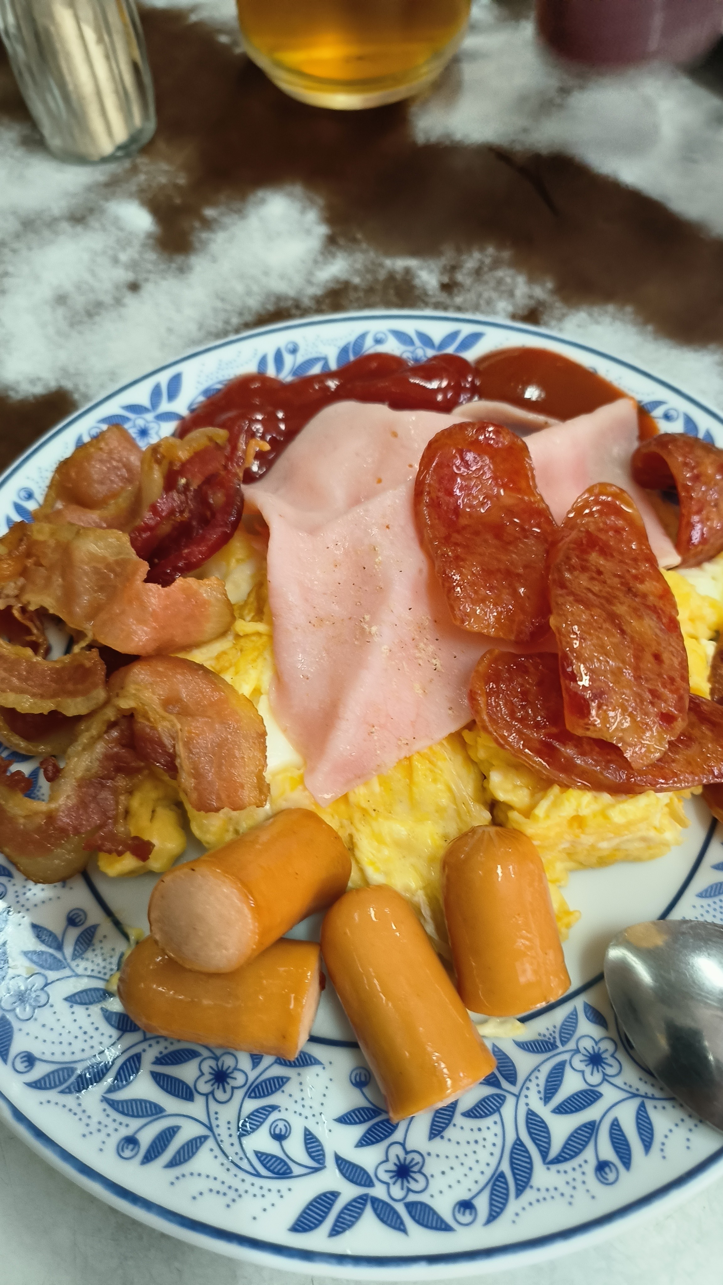 On Lok Yun