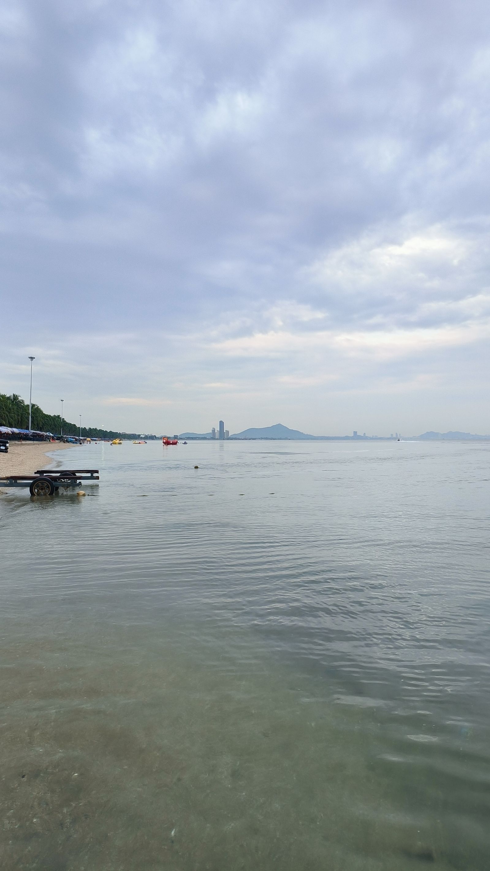 Bangsaen beach