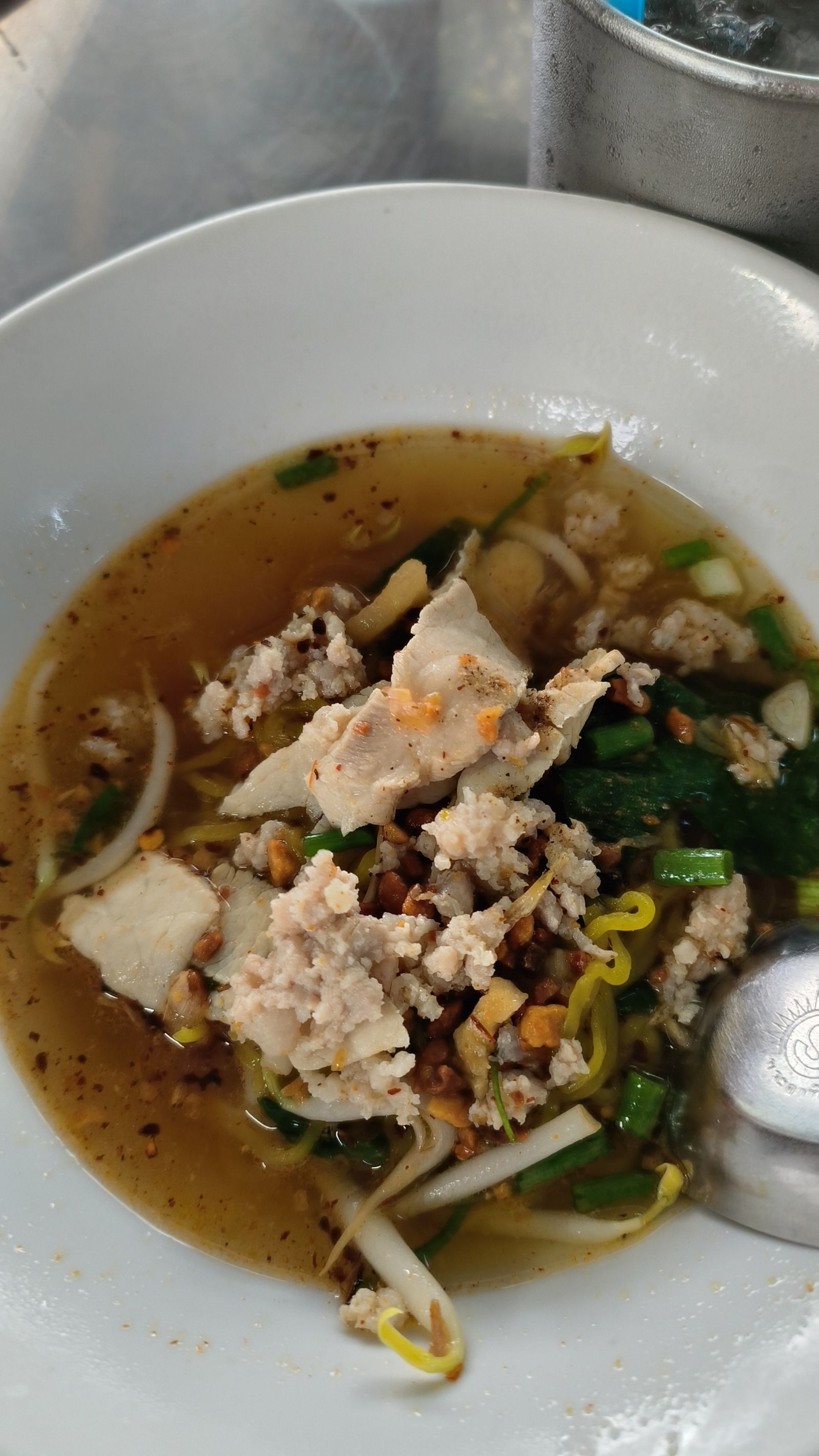 ก๋วยเตี๋ยวหมูเย็นตาโฟเจ๊ยุ้ย