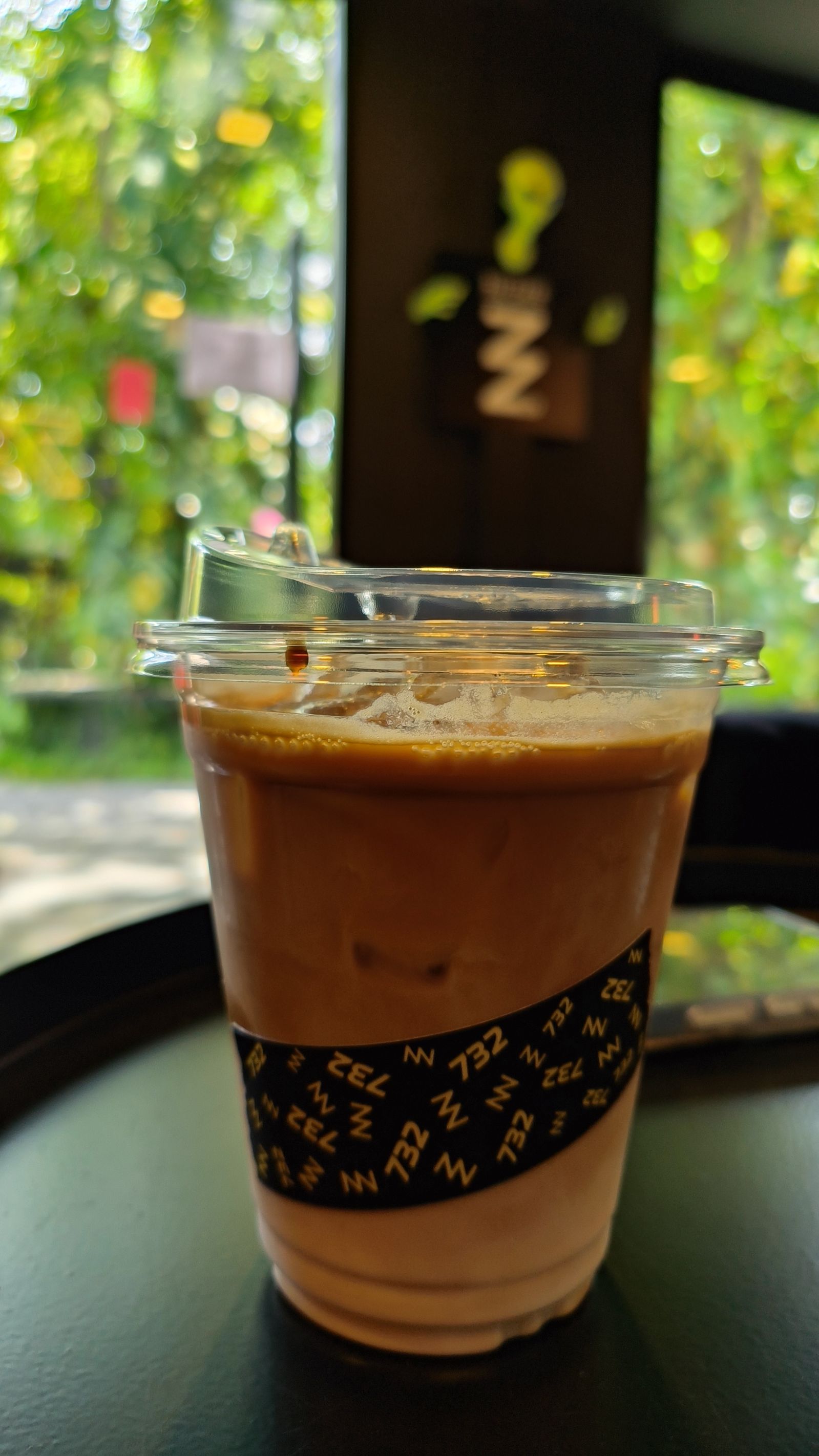 732 CAFE'