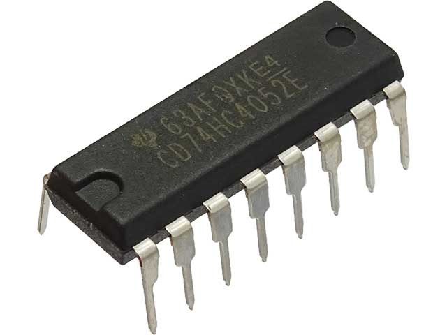 アナログマルチプレクサー CD74HC4052