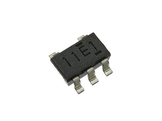 低雑音フルスイング高速CMOSオペアンプ NJU77701F