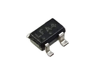 表面実装 低損失 CMOS レギュレーター 1.8V 80mA