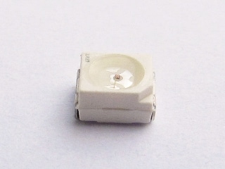 赤色チップLED 645nm LST676-R 100~200mcd