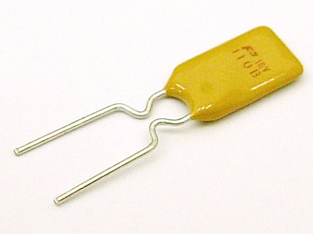 リセッタブルヒューズ 1.1A トリップ電流:2.2A 耐圧:16V