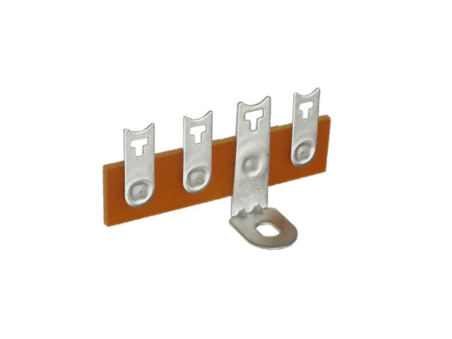 縦型ラグ板 3極