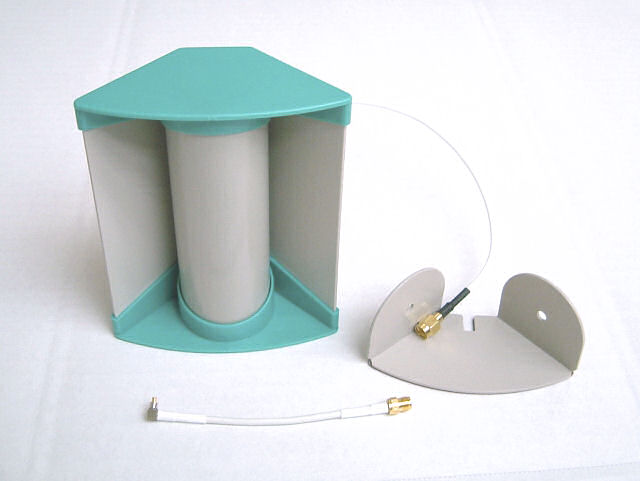 指向性2.4GHz無線LANアンテナ（コーナータイプ、RPSMA）