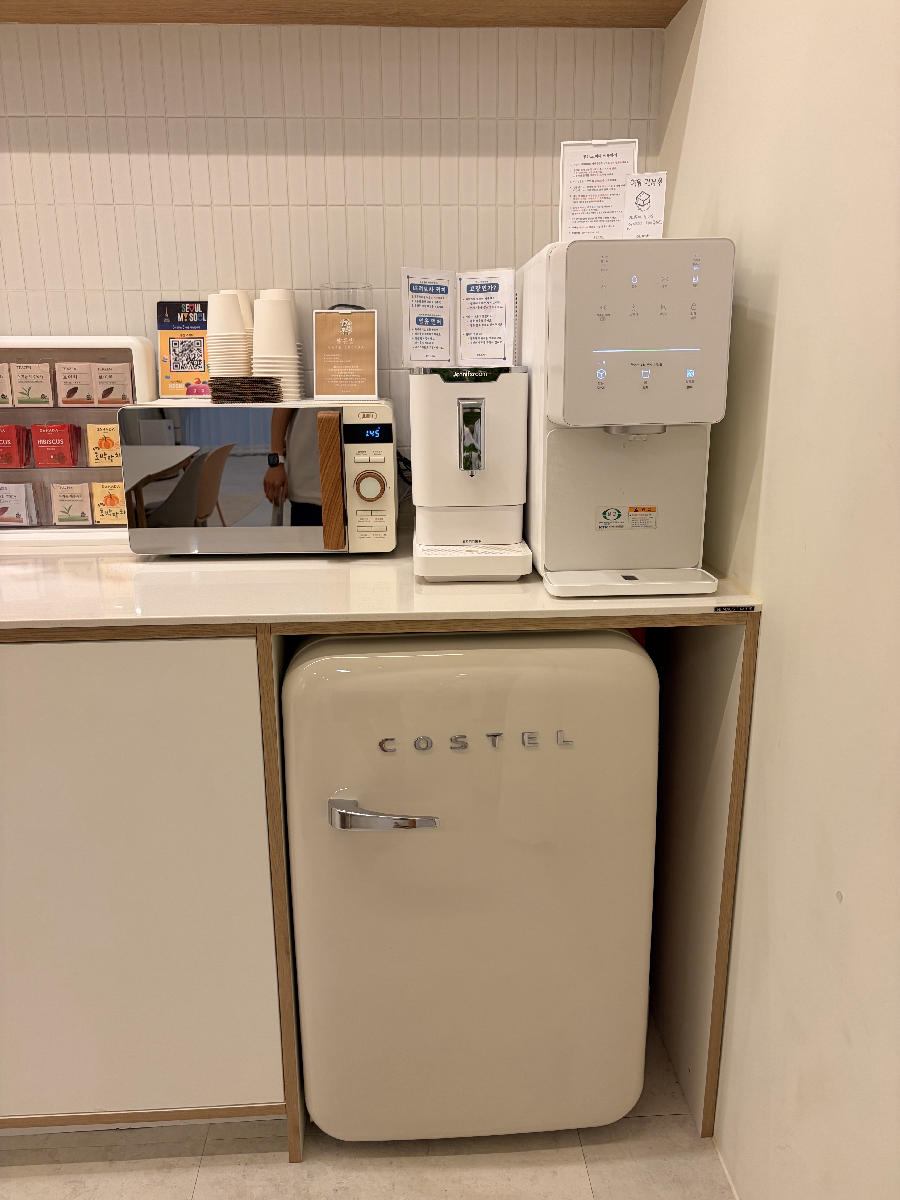 전자렌지 / 커피머신 / 얼음 정수기 / 냉장고