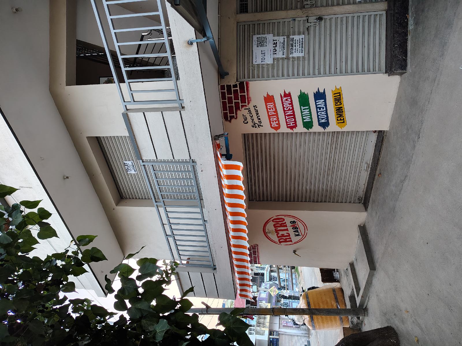 Shop for rent in 1st floor
