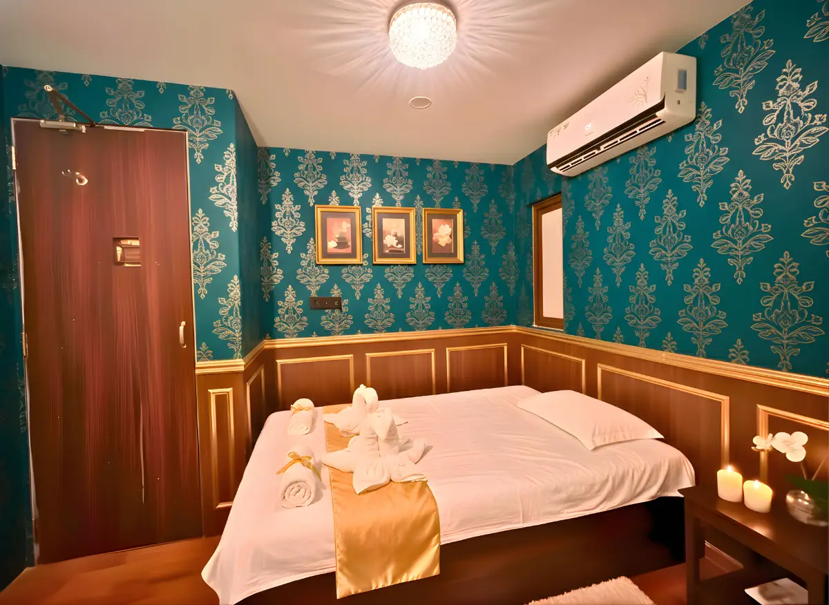 Yuan Thai Spa In kemps Corner spa in Grant Road West