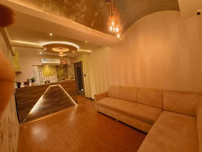 Kiyora Spa spa in Dahisar East