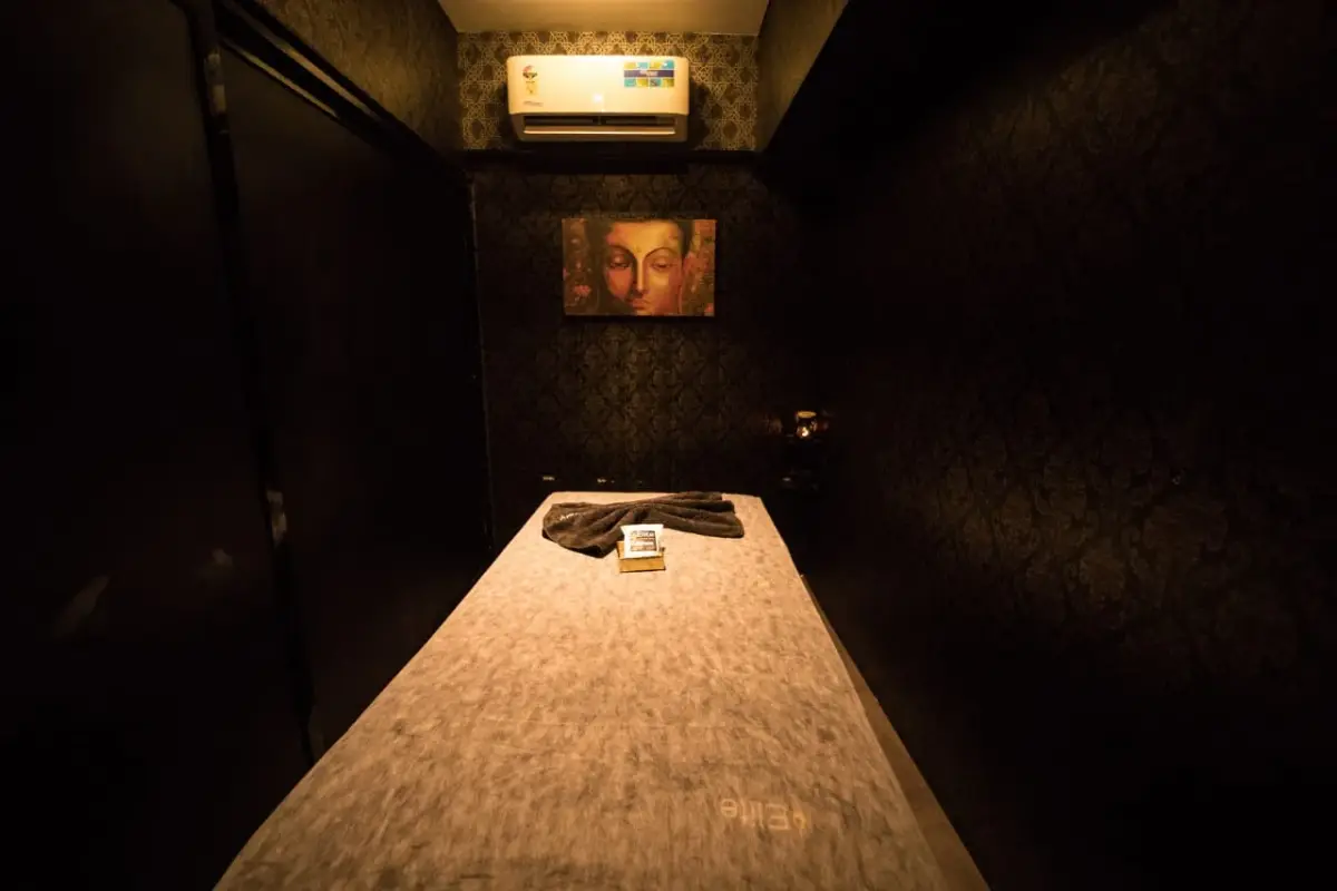 Elite Luxury Spa Kandivali West spa in Kandivali West