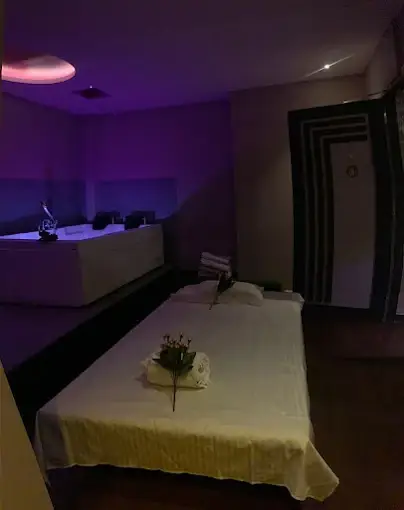 Bling Spa In Kandivali East spa in Kandivali East
