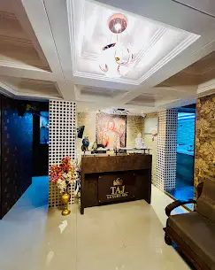Taj Luxury Spa spa in Vile Parle West