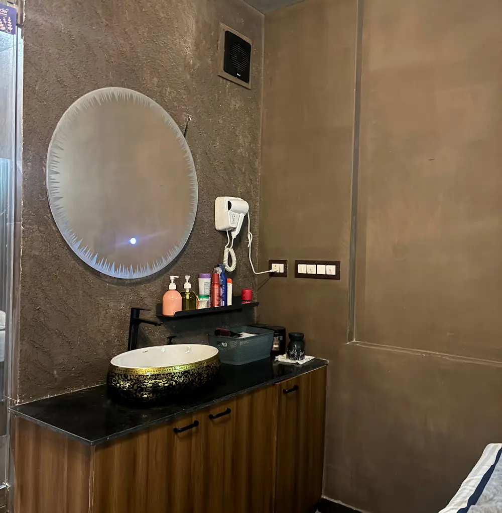 spa cave spa in chembur