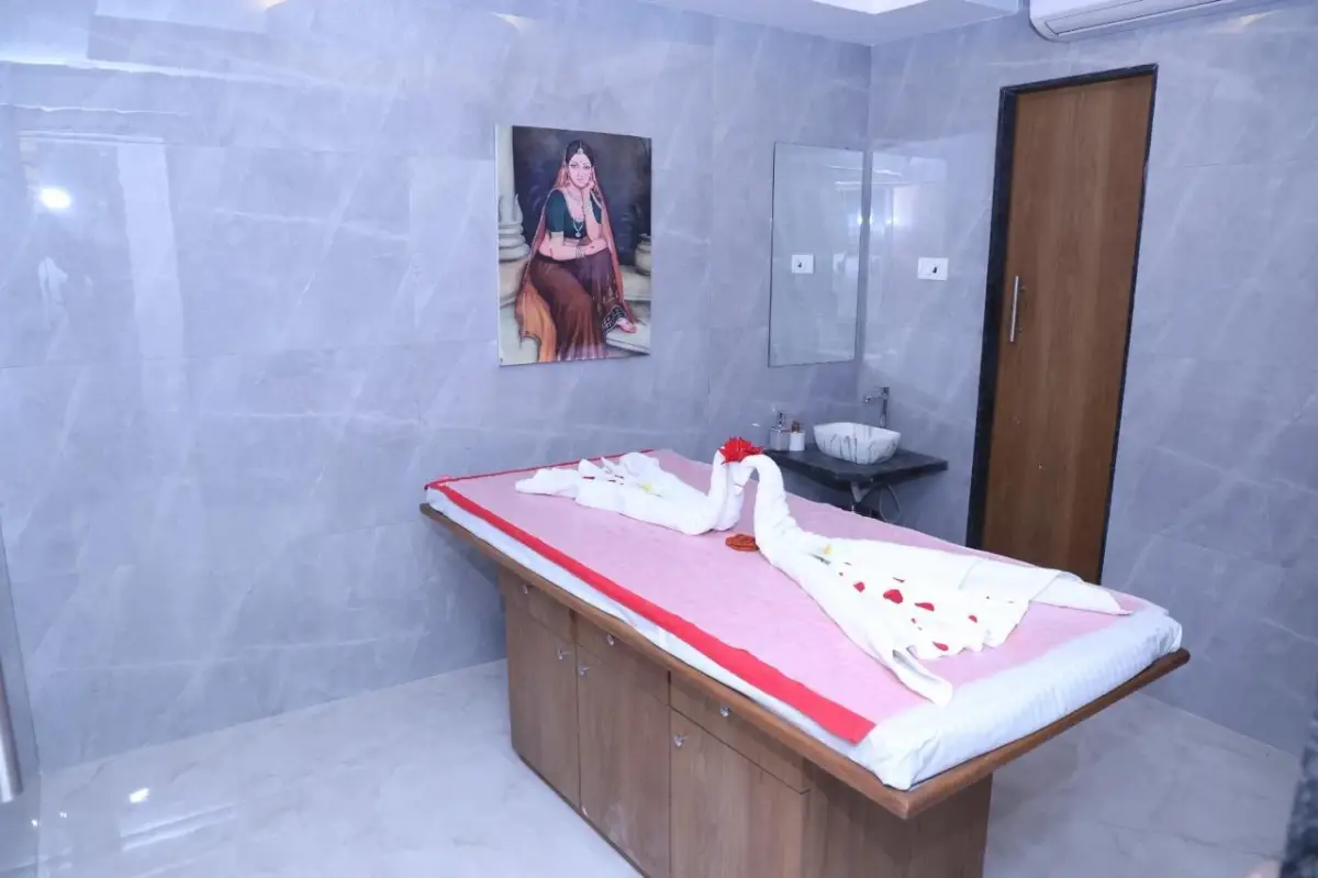 Royal Luxury Thai Spa spa in Dombivli