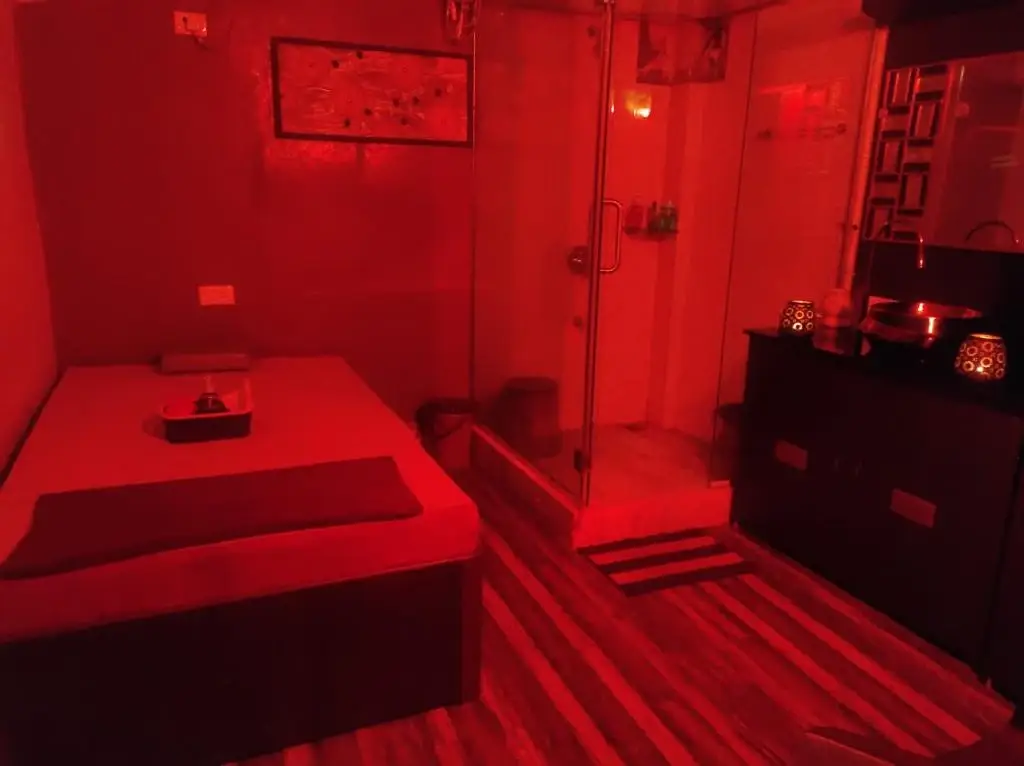 Isa Spa spa in kalyan