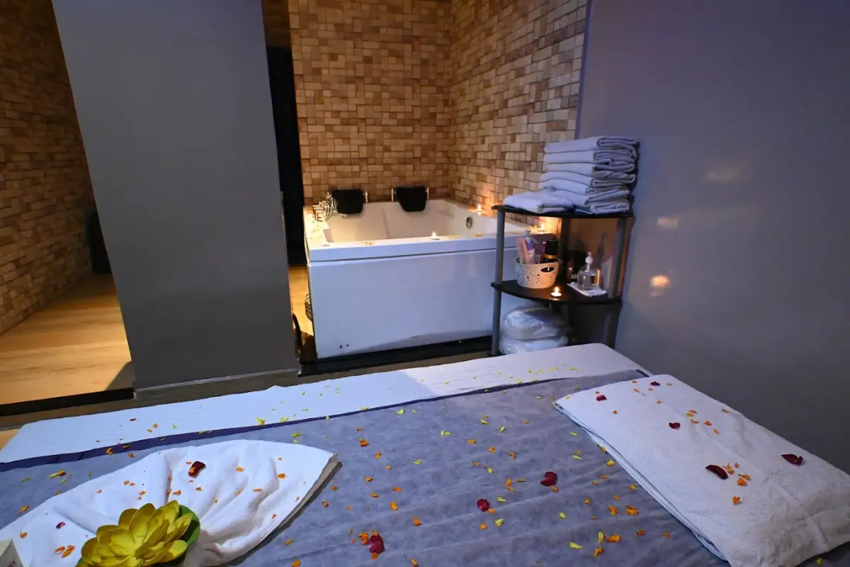 Arth Thai Spa Palm Beach Rd spa in sanpade