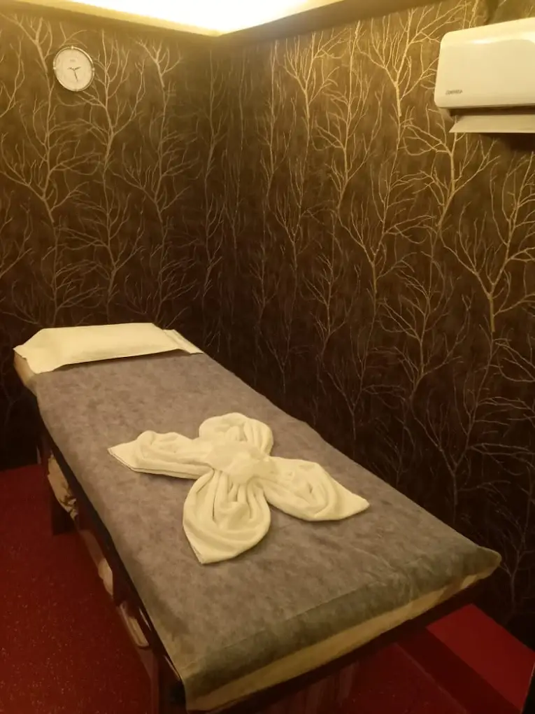 Atharava Spa In Seawoods sanpade spa in sanpade