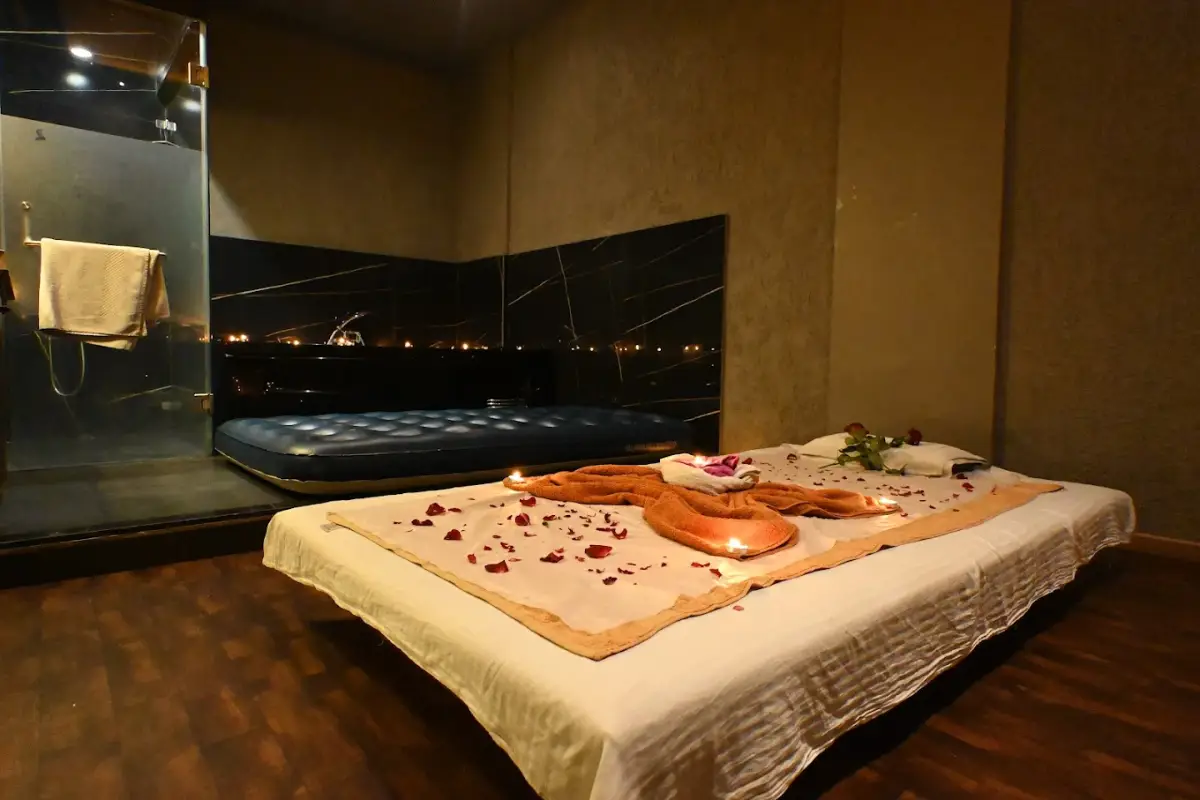 Royal Oak Spa Kharghar spa in kharghar