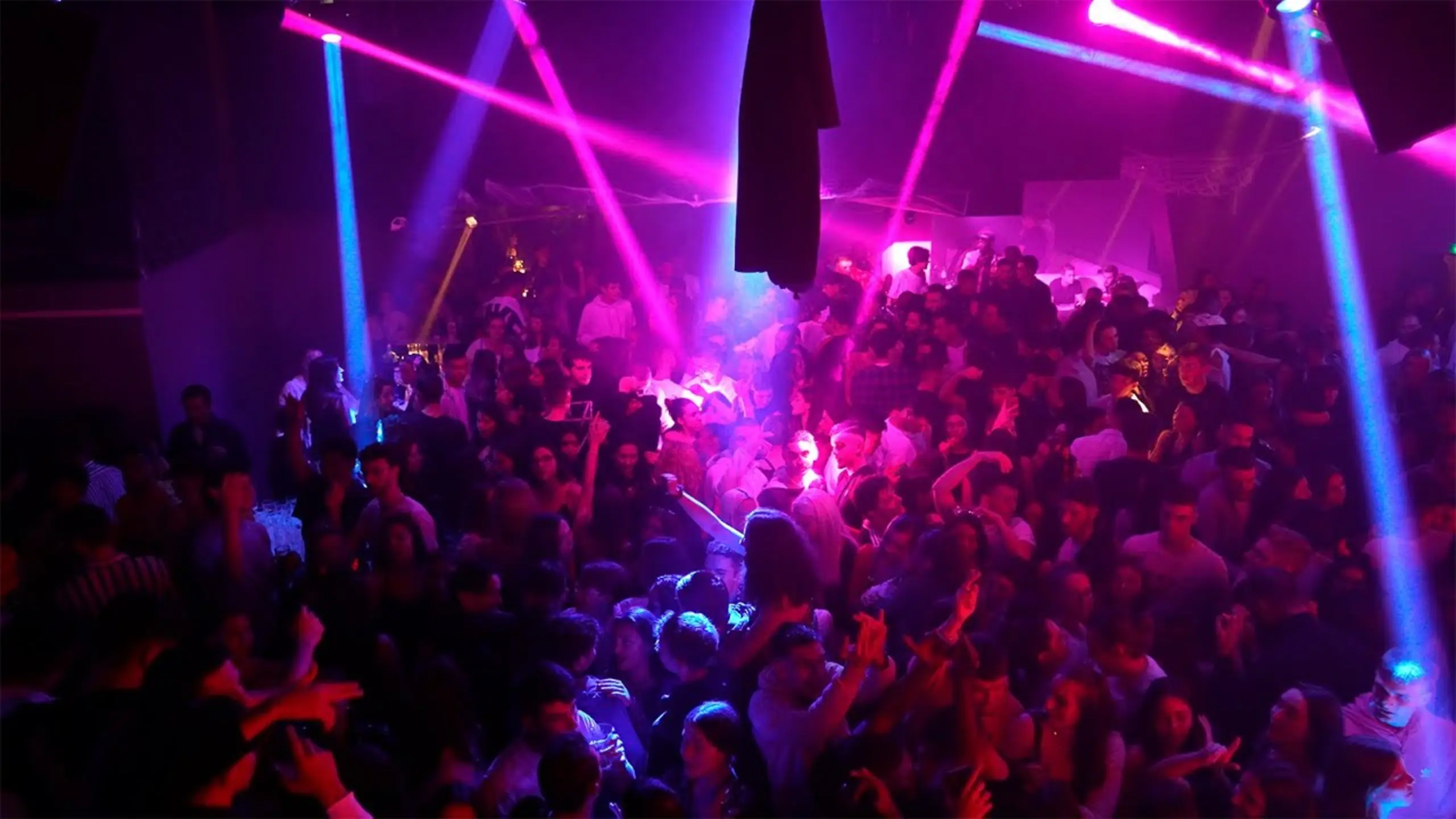 Bars & Discothèques