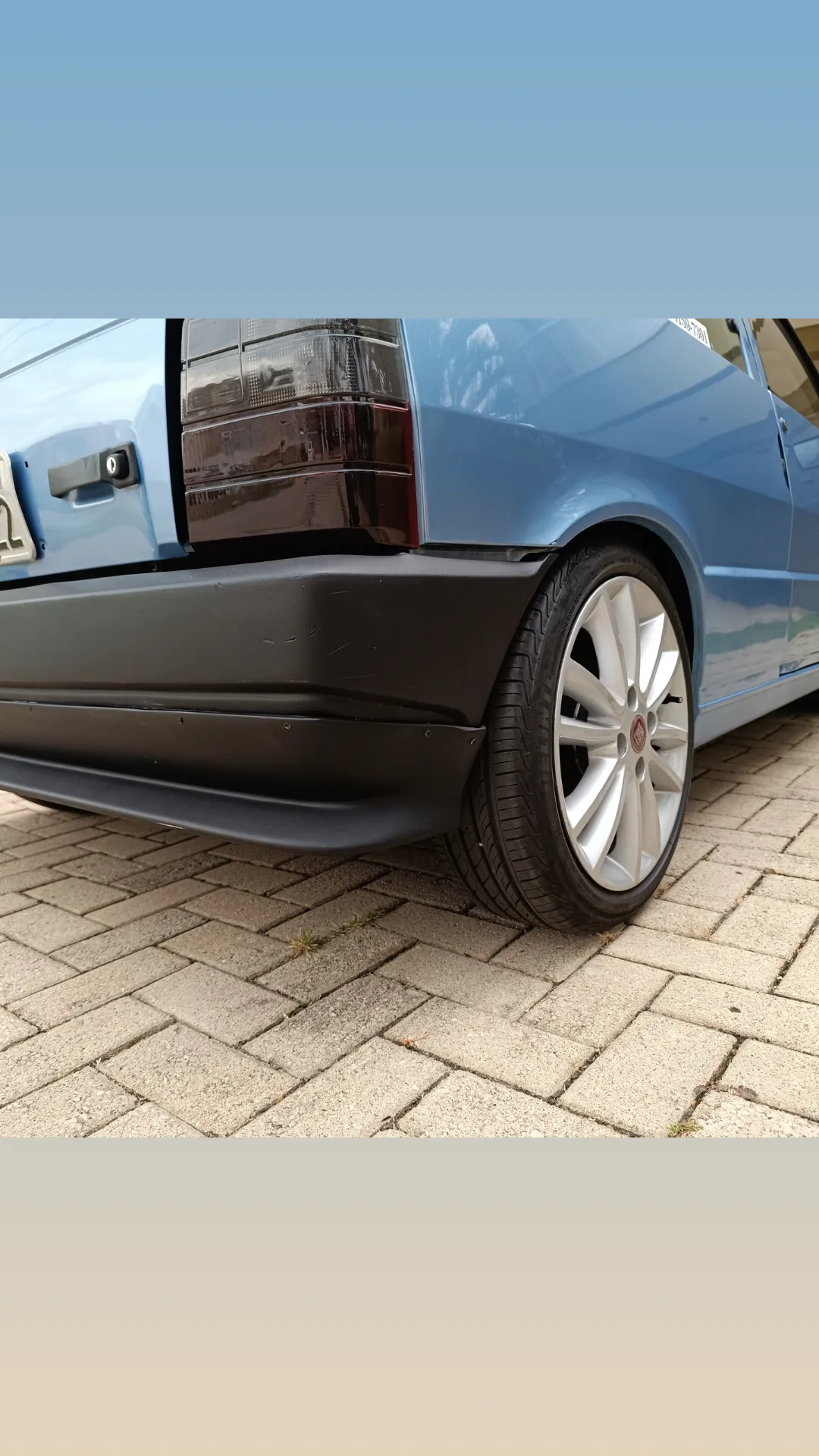 SAIA TRASEIRA FIA UNO - Imagem 1