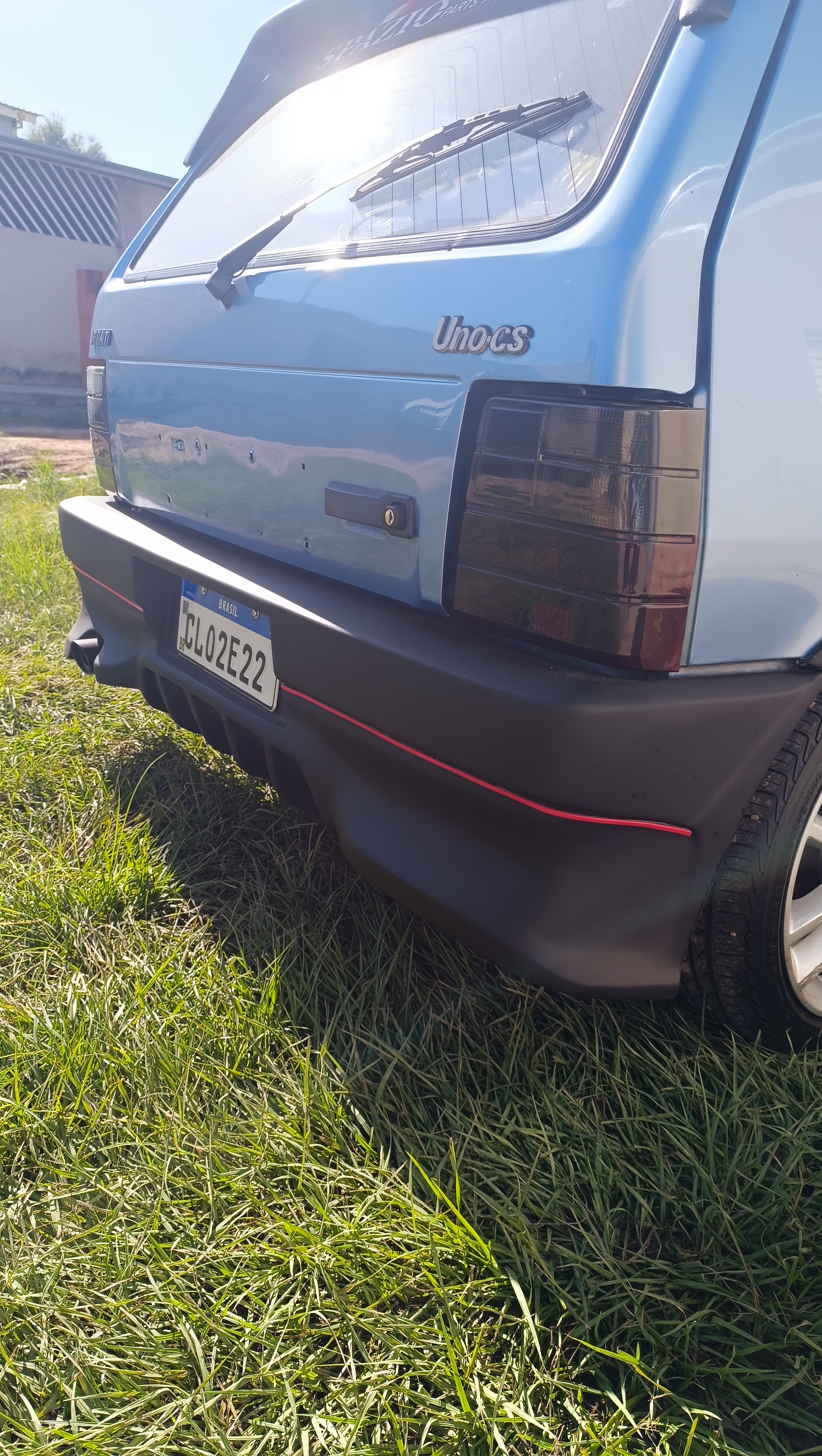 PARA-CHOQUE TRASEIRO FIAT UNO - Miniatura 3