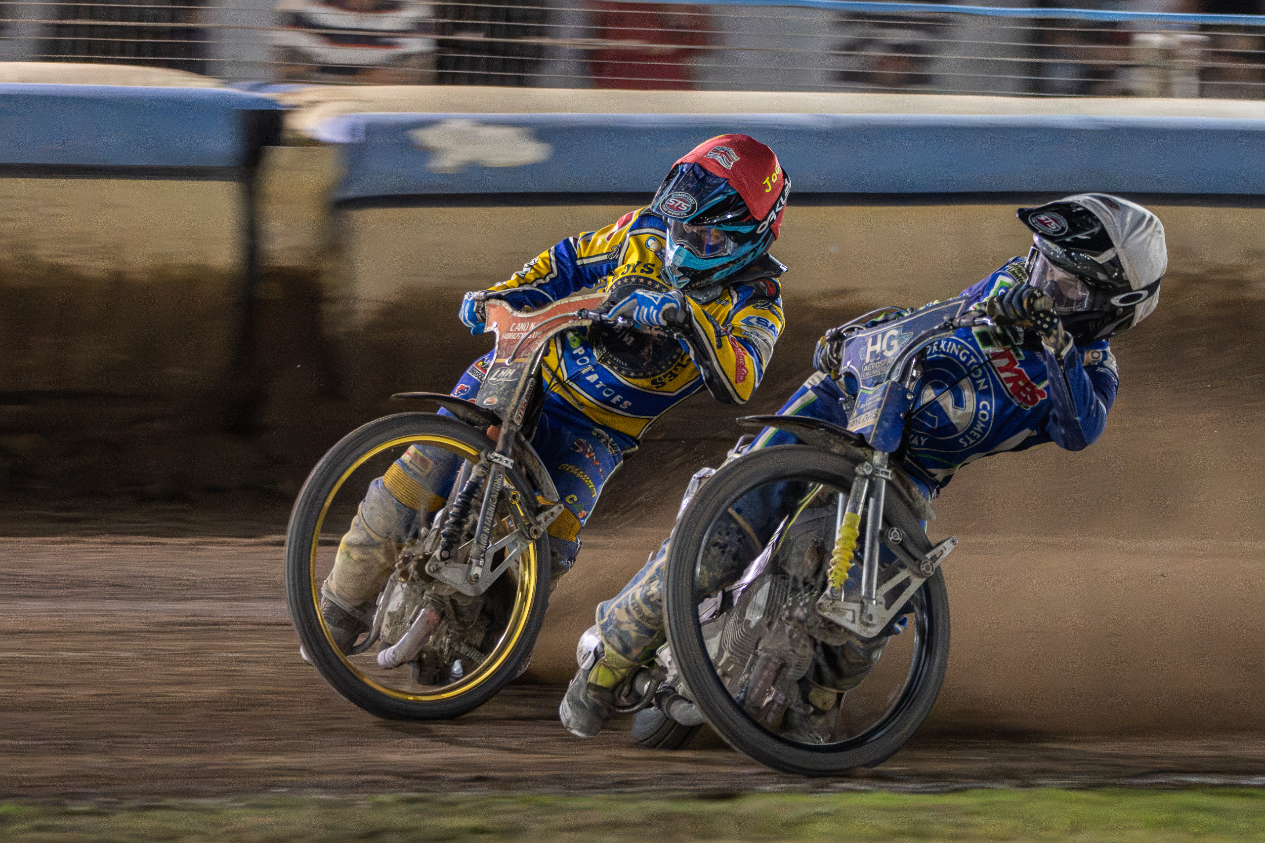 Barker leads Gladiators to hard-earned home win over Workington — photo 1