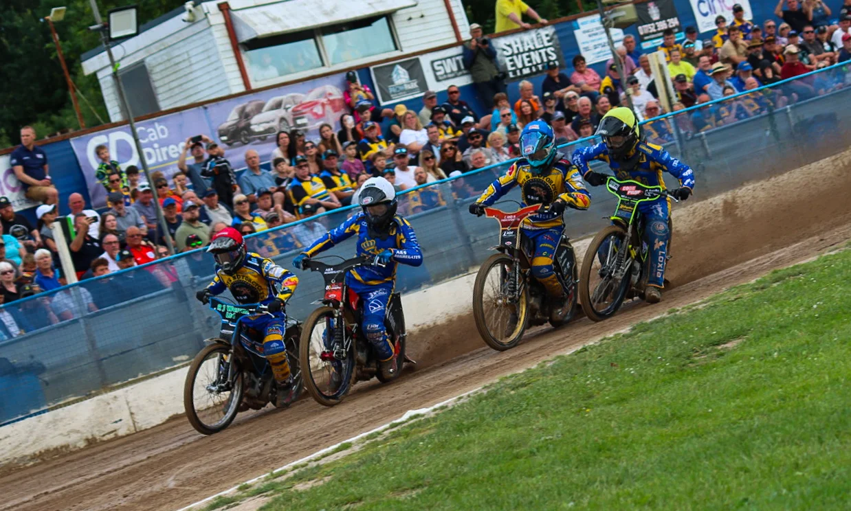 Barker and King returns give Gladiators a timely lift for Armadale test