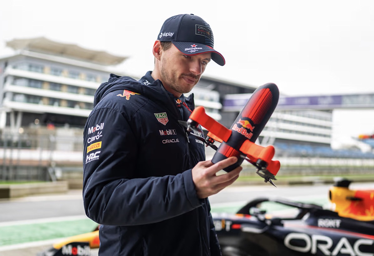 Red Bull Révolutionne le Suivi de la Formule 1 avec un Drone Ultra-Rapide