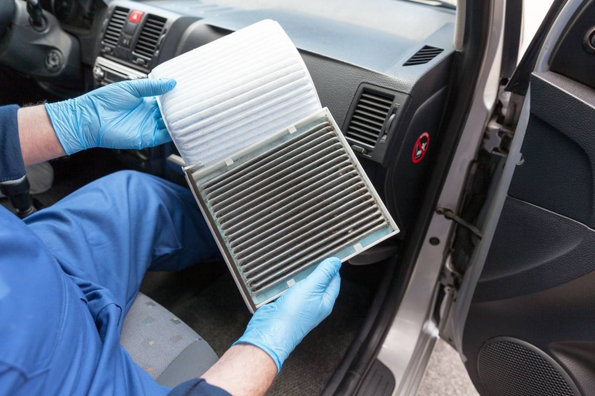Guide 2025 : entretien des filtres à air, carburant et habitacle pour éviter pannes, surconsommation et contre‑visites.