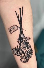 dead roses