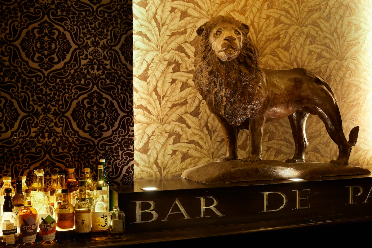 Le Lion Bar de Paris