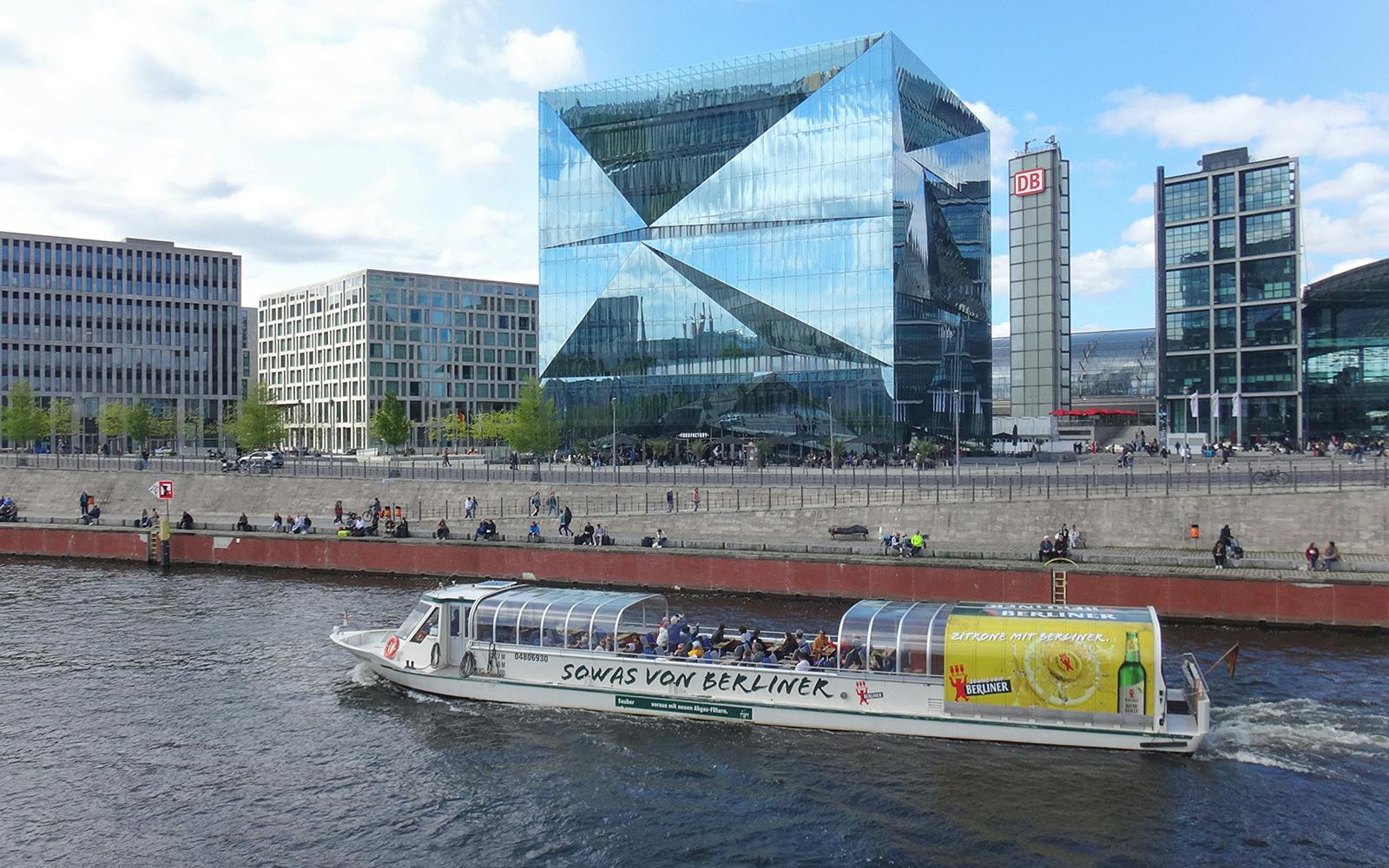 1- Hour Berlin Sightseeing Cruise from Hackascher Markt Image 2