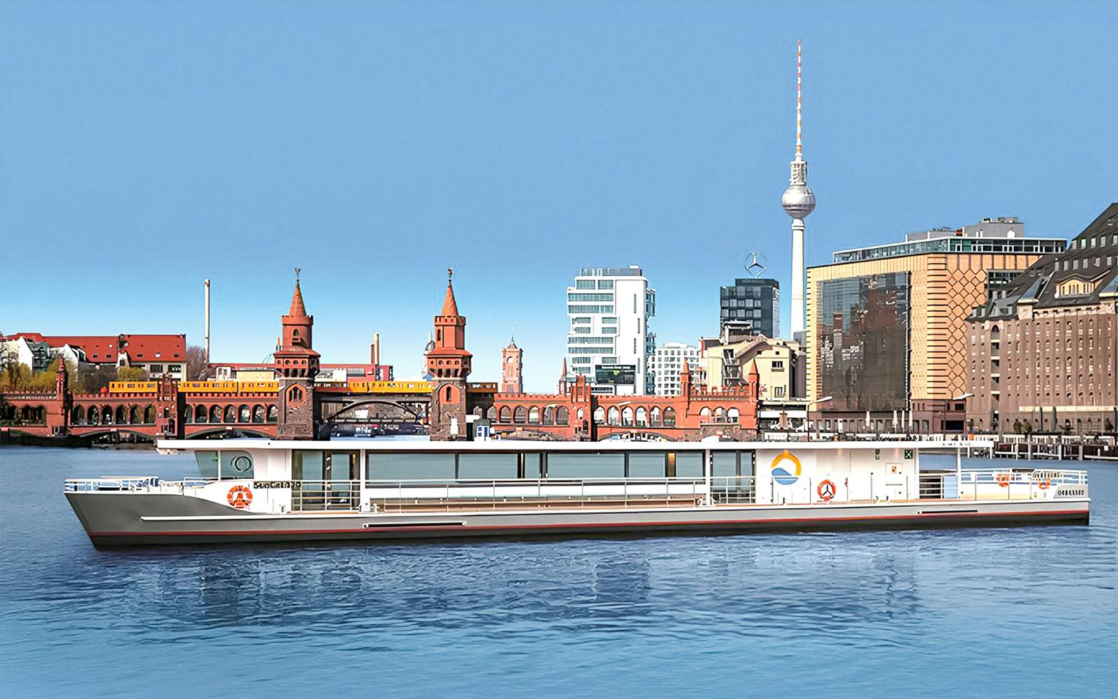 2.5-Hour Berlin Sightseeing Cruise on Eco-friendly Solar Catamaran Image 2