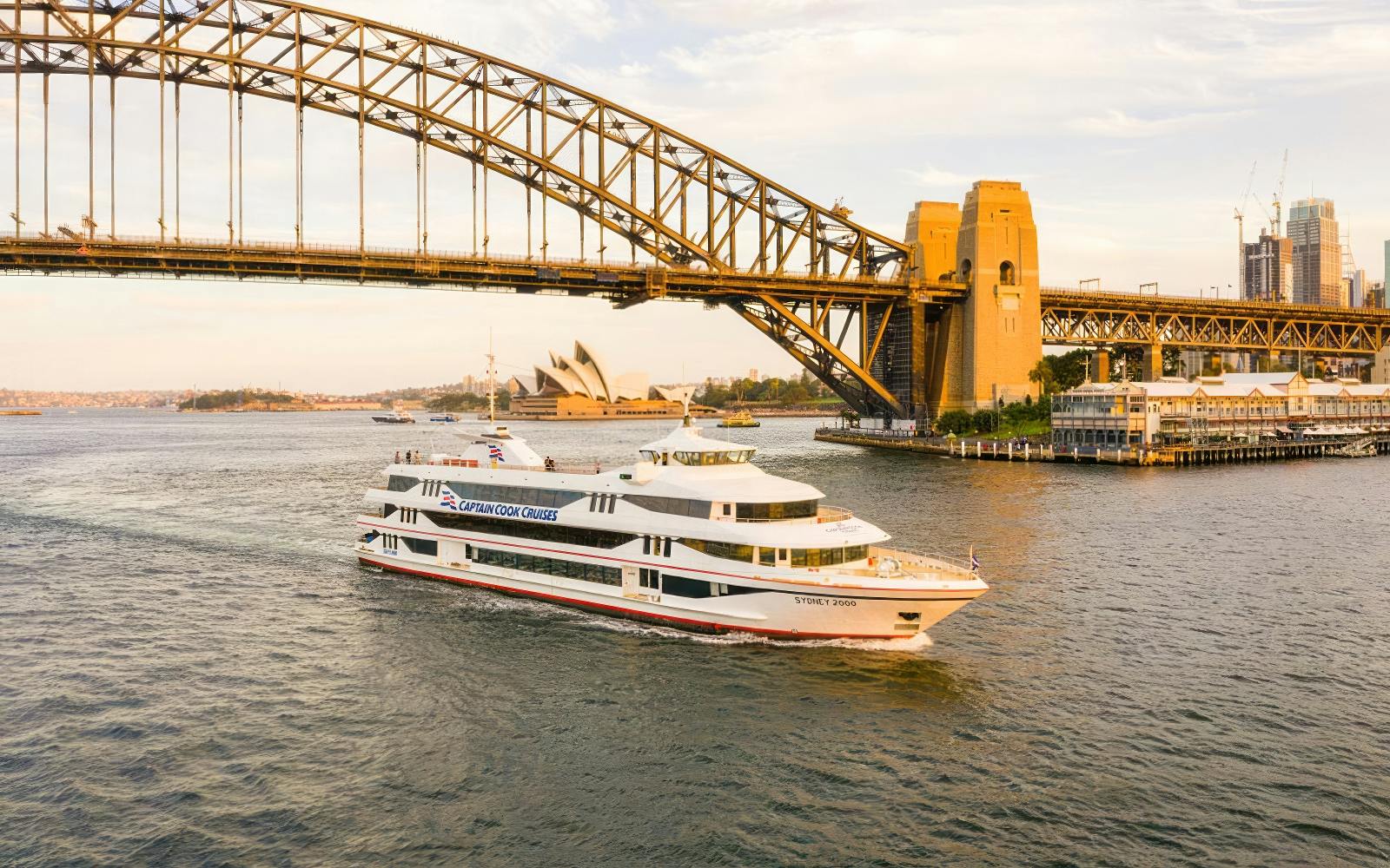 3-Hour Starlight Dinner Cruise in Sydney Image 1