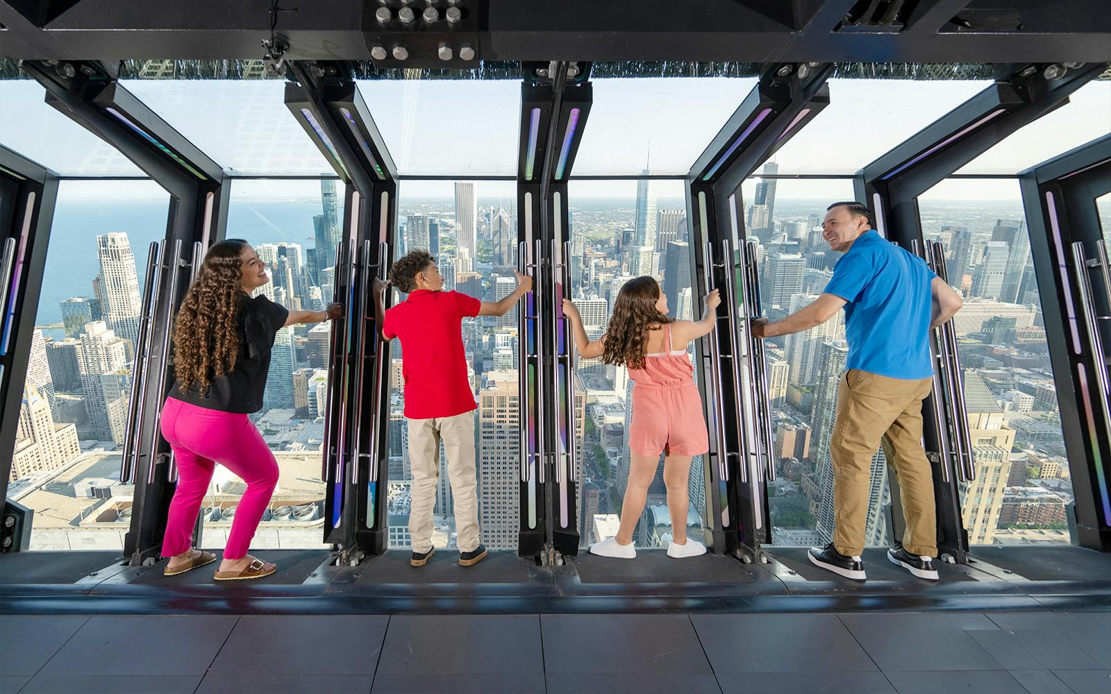 360 Chicago Observation Deck Skip-the-Line Tickets Image 3