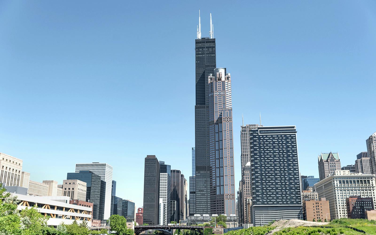 75-Minute Chicago River Architecture Cruise by Shoreline Image 7