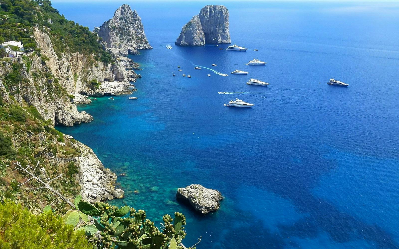 Amalfi Coast Small-Group Full-Day Tour from Naples Image 2