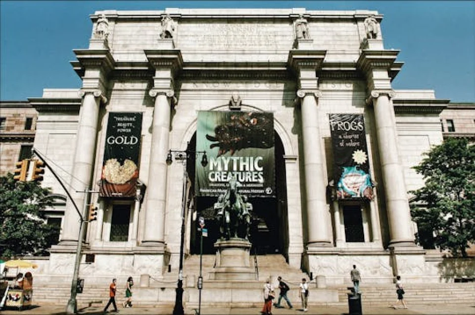 Private American Museum of Natural History skip-the-line tour