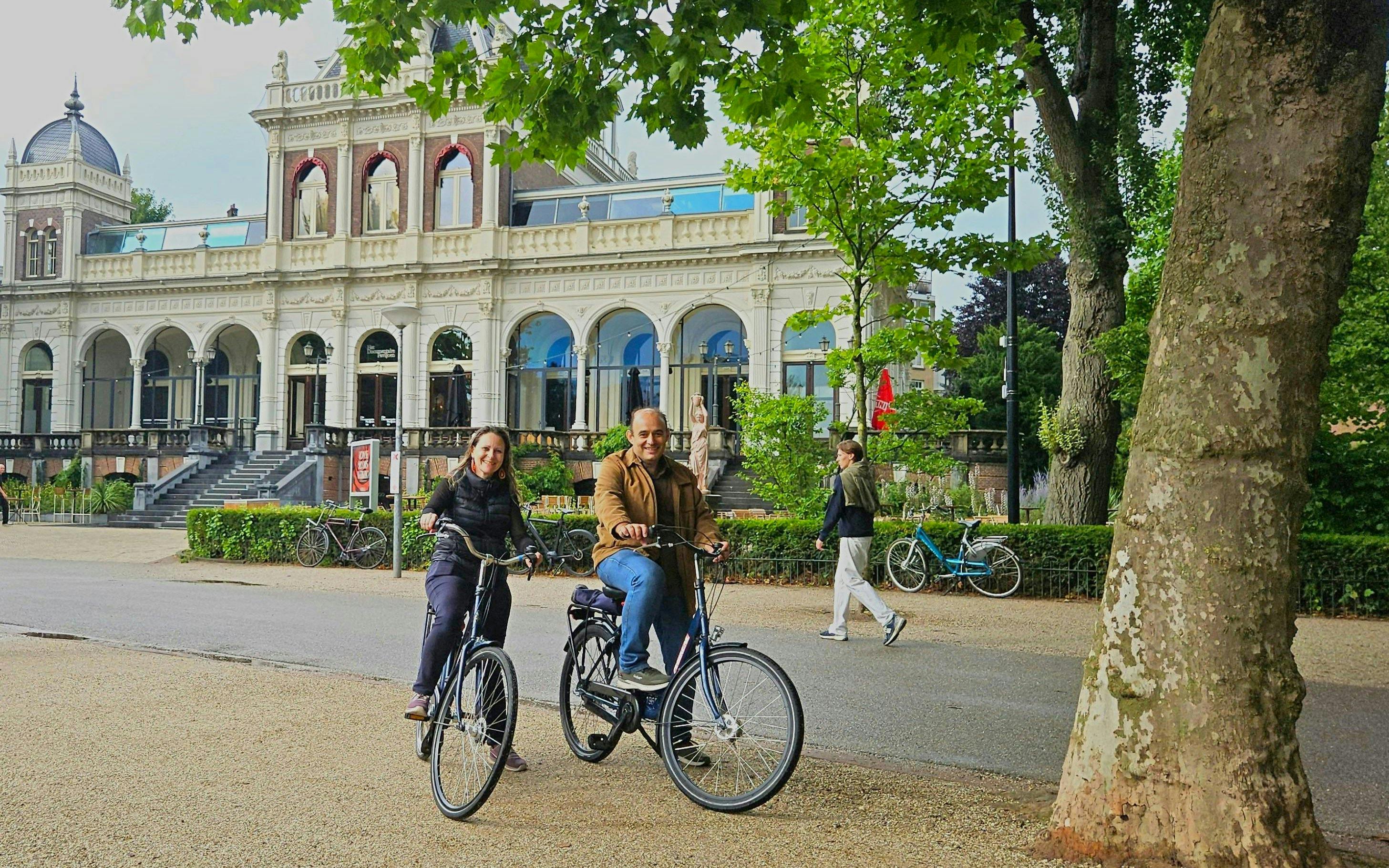 Amsterdam City Highlights Bike Tour Image 1