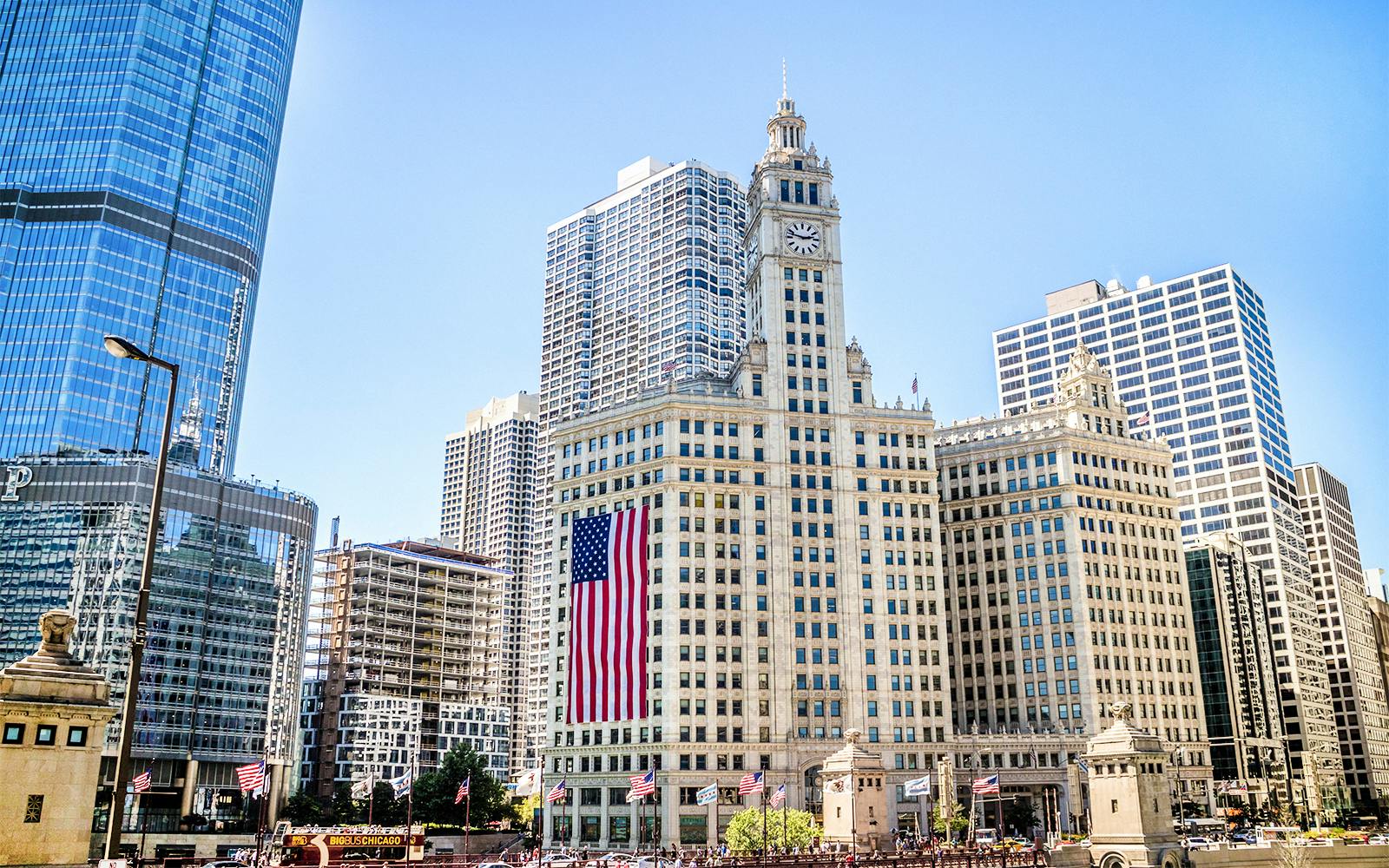 Architecture Center Admission with Must-See Chicago Walking Tour Image 2